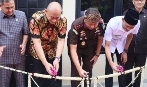 9ce40192-40c6-4d6a-9215-1d56574a33bd